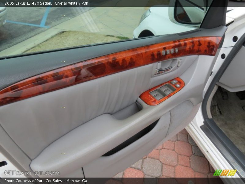 Crystal White / Ash 2005 Lexus LS 430 Sedan