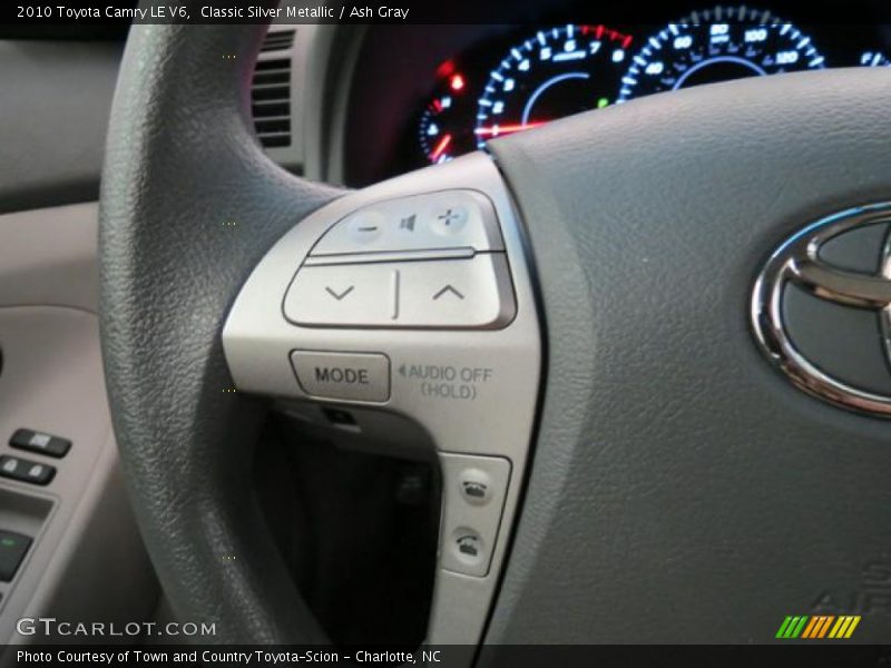 Controls of 2010 Camry LE V6