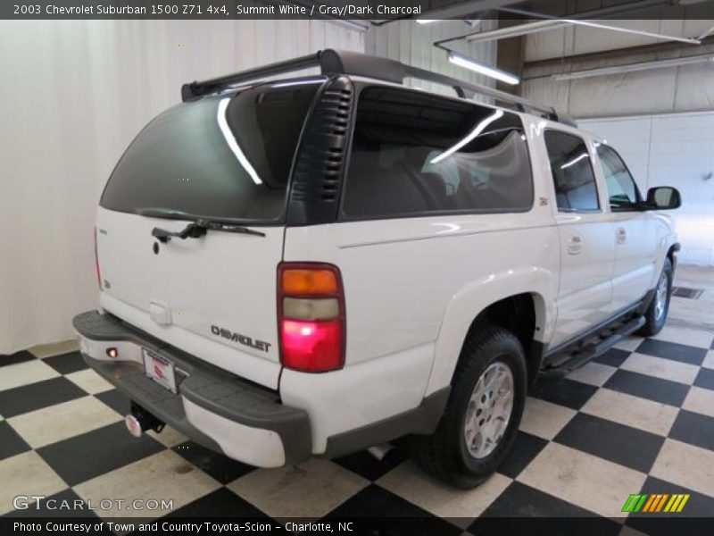 Summit White / Gray/Dark Charcoal 2003 Chevrolet Suburban 1500 Z71 4x4