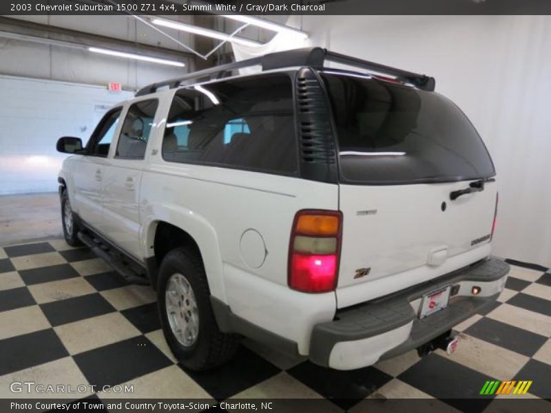 Summit White / Gray/Dark Charcoal 2003 Chevrolet Suburban 1500 Z71 4x4