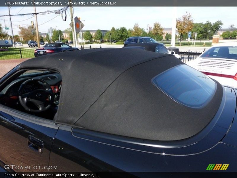 Nero (Black) / Nero/Bordeaux 2006 Maserati GranSport Spyder