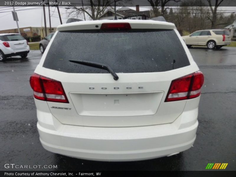 White / Black 2012 Dodge Journey SE