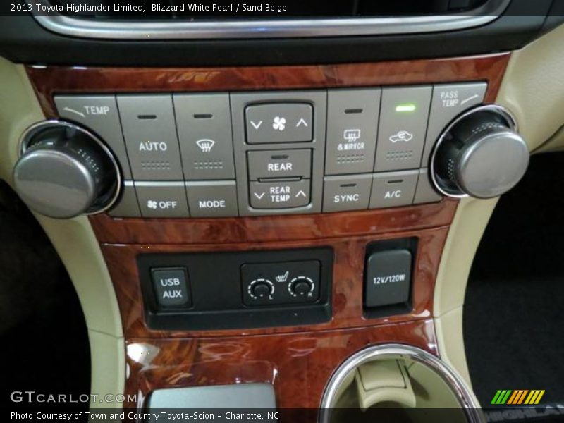Blizzard White Pearl / Sand Beige 2013 Toyota Highlander Limited