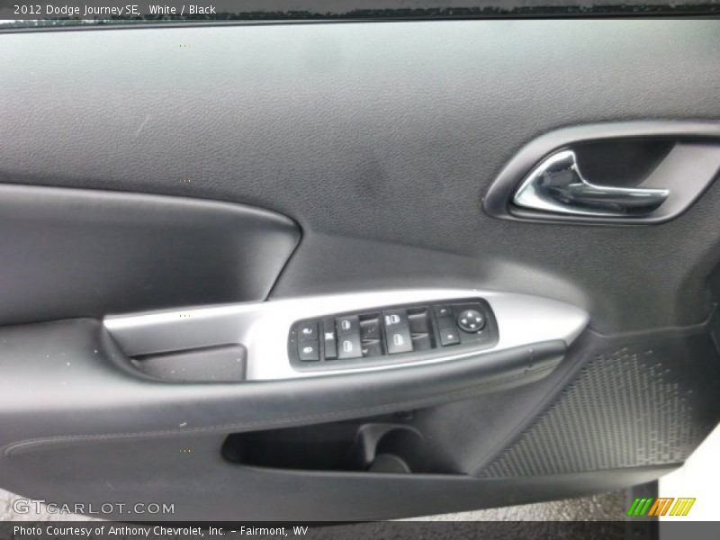 White / Black 2012 Dodge Journey SE