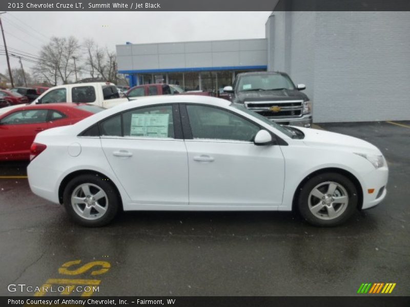 Summit White / Jet Black 2013 Chevrolet Cruze LT