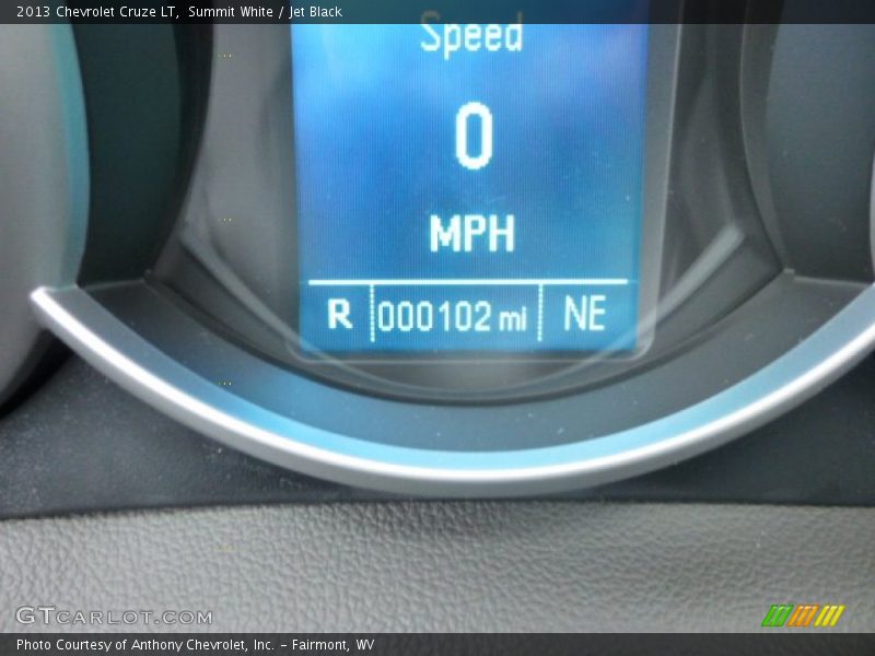 Summit White / Jet Black 2013 Chevrolet Cruze LT