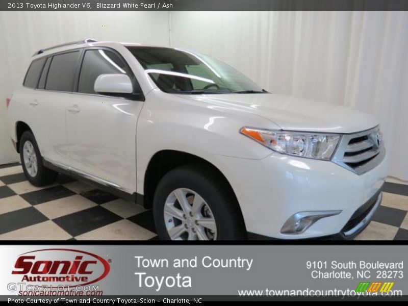 Blizzard White Pearl / Ash 2013 Toyota Highlander V6