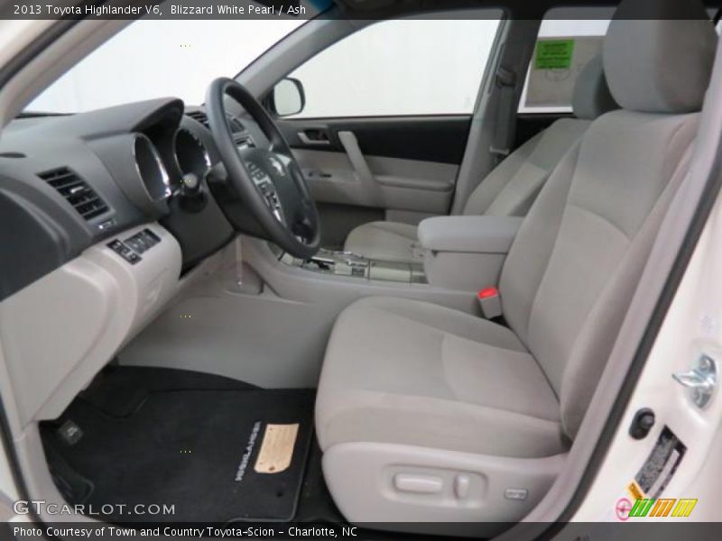 Blizzard White Pearl / Ash 2013 Toyota Highlander V6