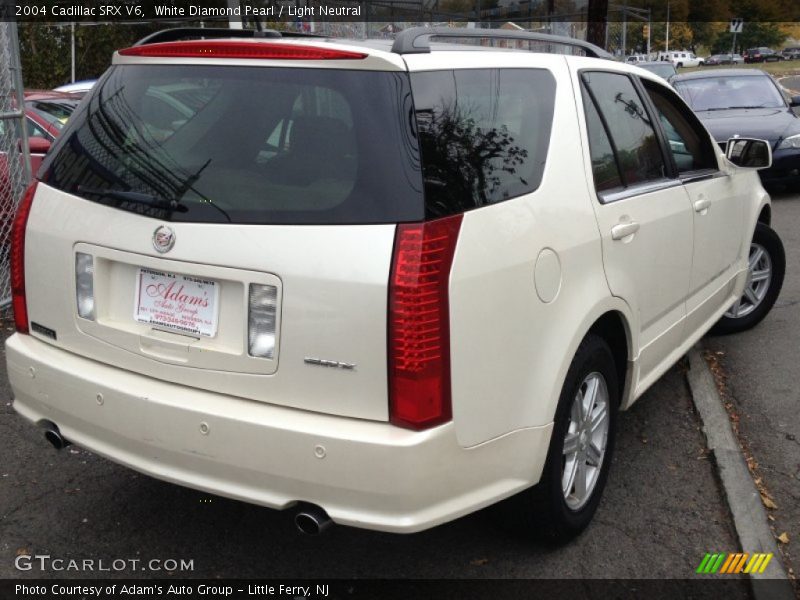 White Diamond Pearl / Light Neutral 2004 Cadillac SRX V6