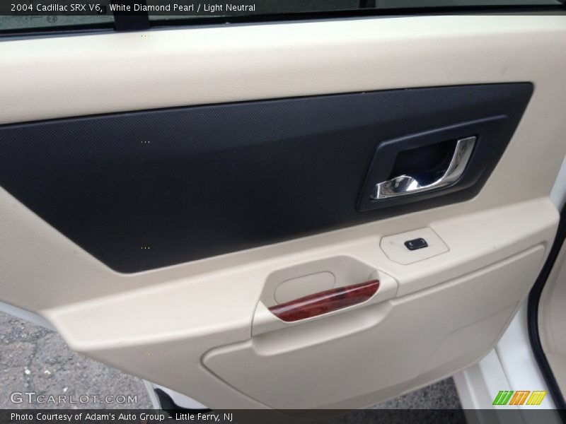 White Diamond Pearl / Light Neutral 2004 Cadillac SRX V6