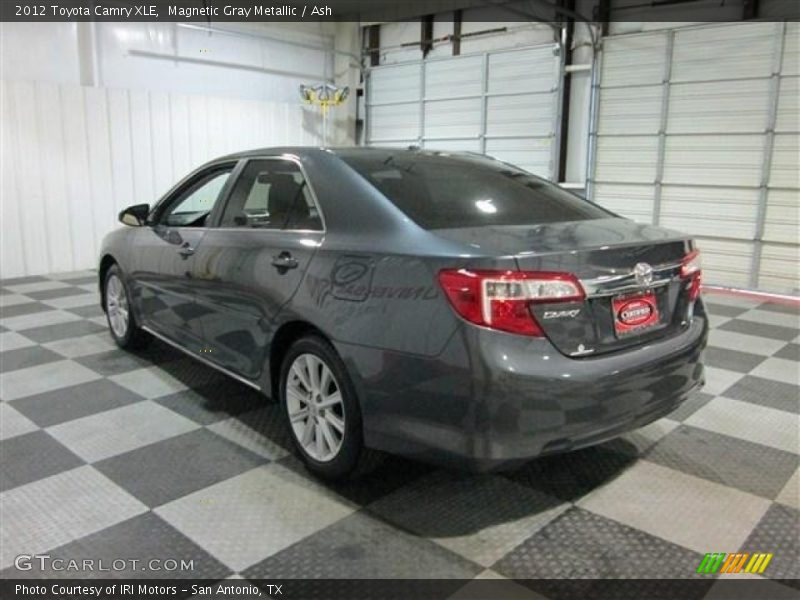 Magnetic Gray Metallic / Ash 2012 Toyota Camry XLE