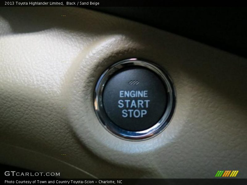 Black / Sand Beige 2013 Toyota Highlander Limited
