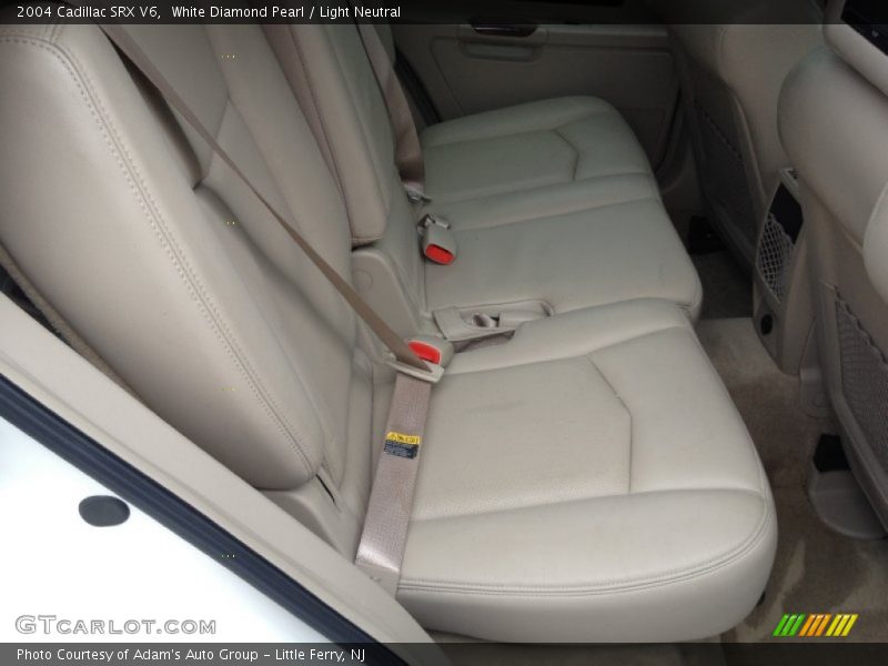 White Diamond Pearl / Light Neutral 2004 Cadillac SRX V6