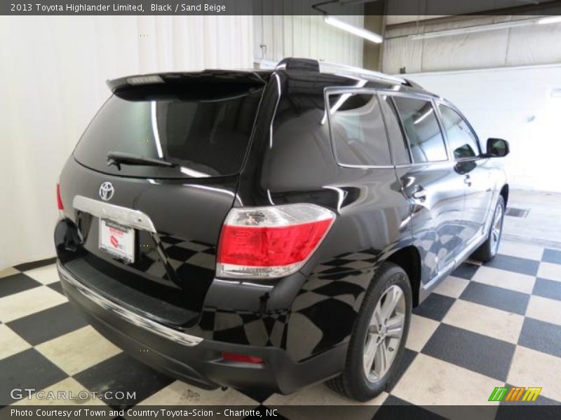 Black / Sand Beige 2013 Toyota Highlander Limited