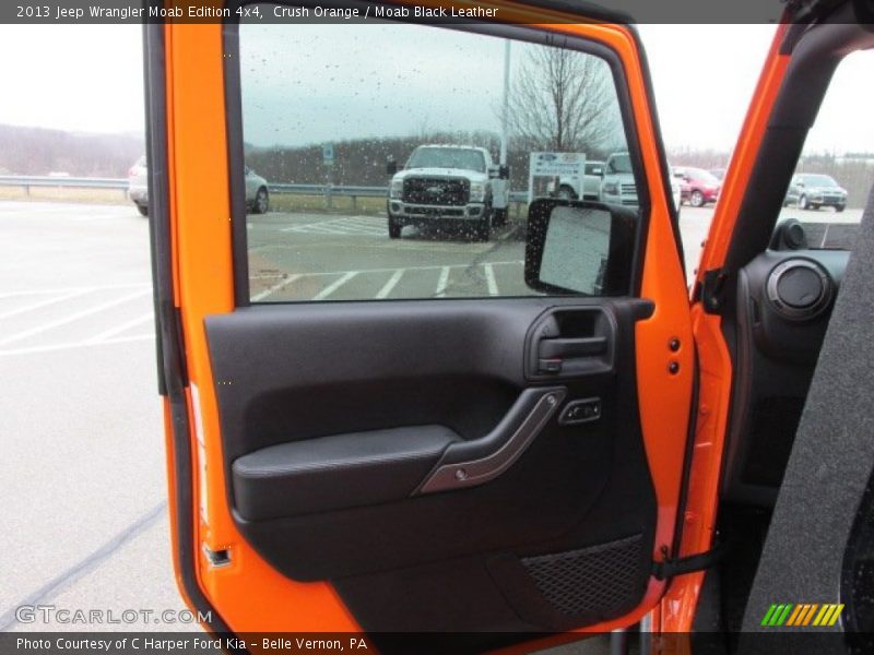 Door Panel of 2013 Wrangler Moab Edition 4x4