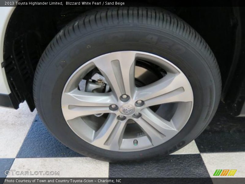 Blizzard White Pearl / Sand Beige 2013 Toyota Highlander Limited