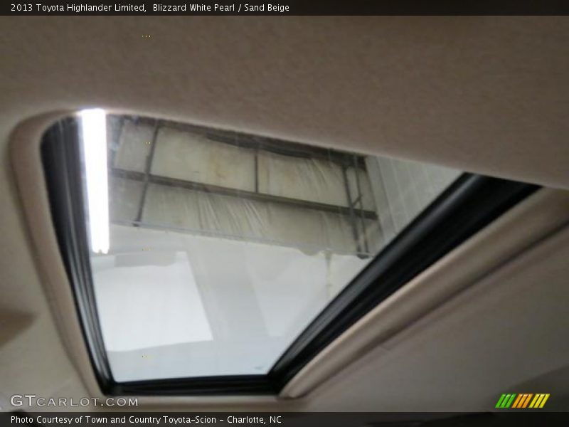 Blizzard White Pearl / Sand Beige 2013 Toyota Highlander Limited