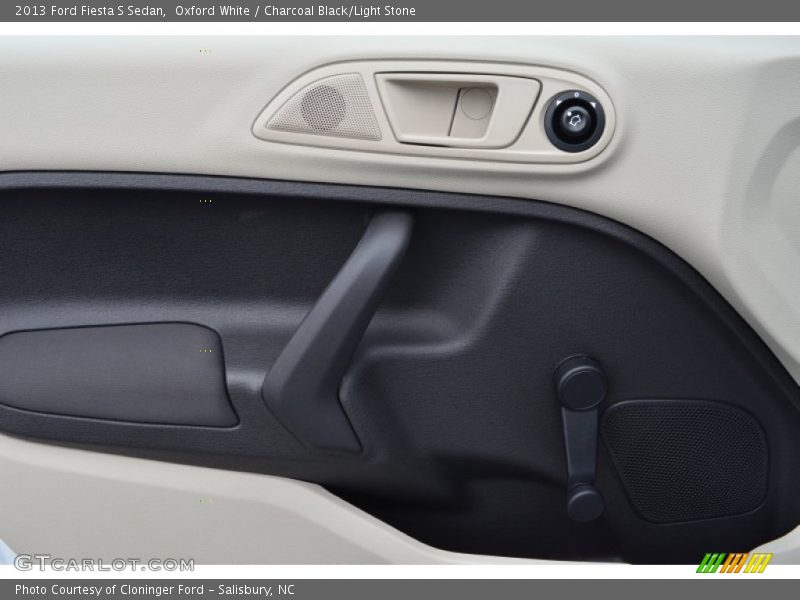 Oxford White / Charcoal Black/Light Stone 2013 Ford Fiesta S Sedan