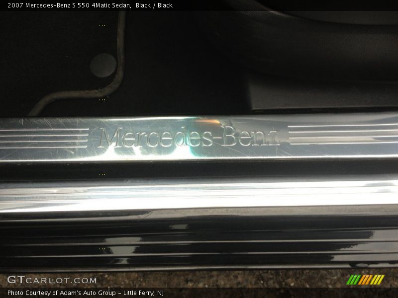 Black / Black 2007 Mercedes-Benz S 550 4Matic Sedan