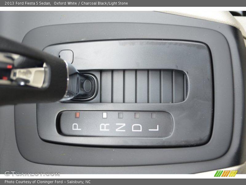 Oxford White / Charcoal Black/Light Stone 2013 Ford Fiesta S Sedan