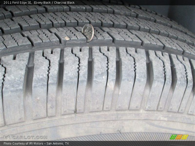 Ebony Black / Charcoal Black 2011 Ford Edge SE