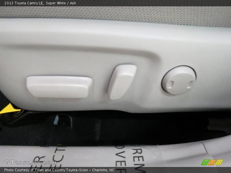 Super White / Ash 2013 Toyota Camry LE