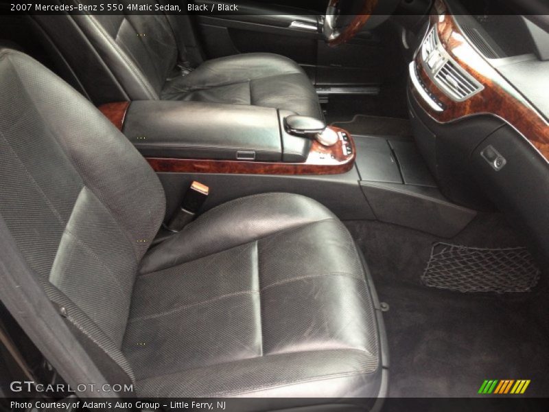 Black / Black 2007 Mercedes-Benz S 550 4Matic Sedan