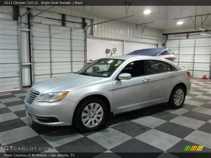 Bright Silver Metallic / Black 2011 Chrysler 200 LX