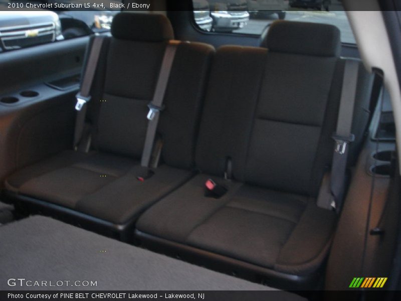 Black / Ebony 2010 Chevrolet Suburban LS 4x4