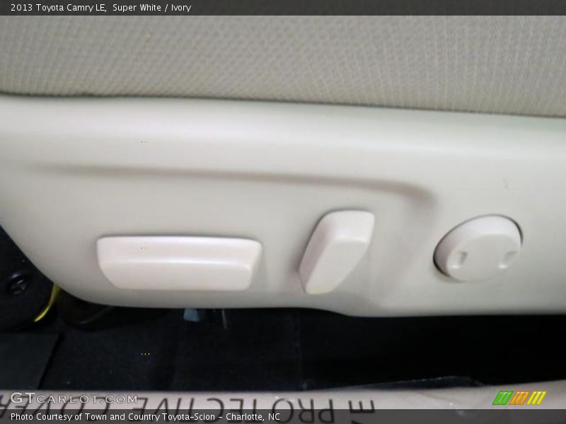 Super White / Ivory 2013 Toyota Camry LE