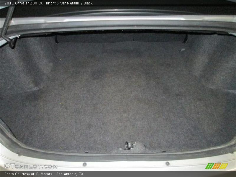 Bright Silver Metallic / Black 2011 Chrysler 200 LX