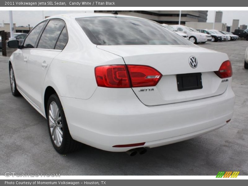 Candy White / Titan Black 2011 Volkswagen Jetta SEL Sedan