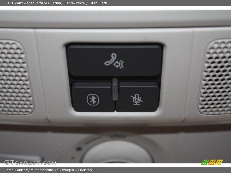 Candy White / Titan Black 2011 Volkswagen Jetta SEL Sedan