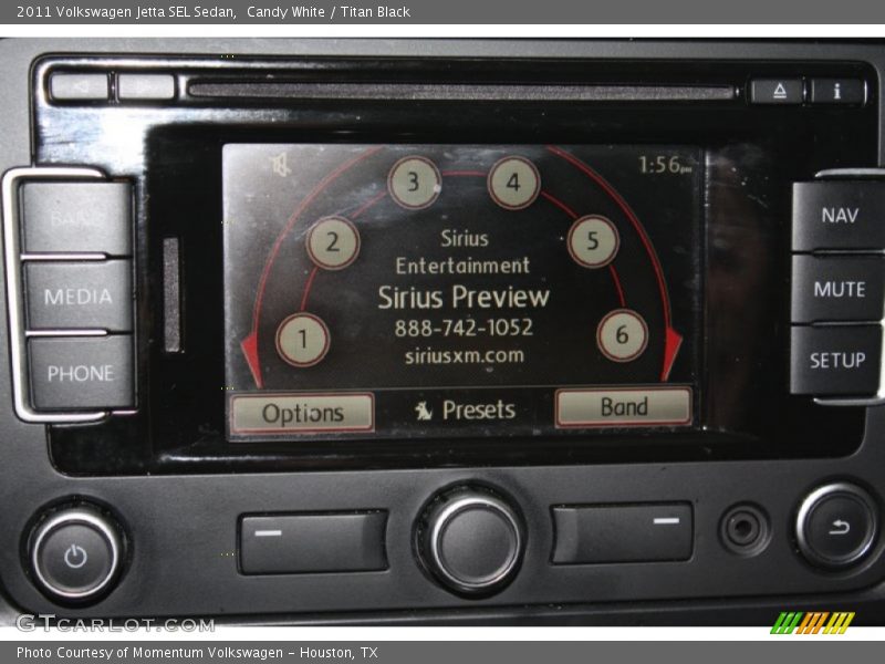 Candy White / Titan Black 2011 Volkswagen Jetta SEL Sedan