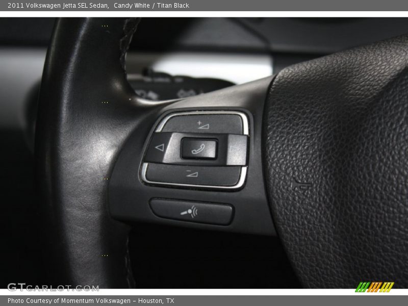 Candy White / Titan Black 2011 Volkswagen Jetta SEL Sedan