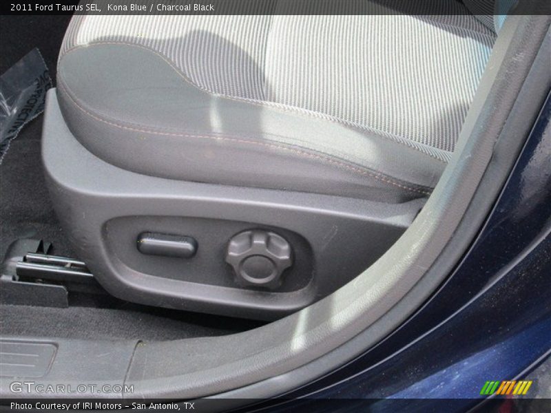 Kona Blue / Charcoal Black 2011 Ford Taurus SEL