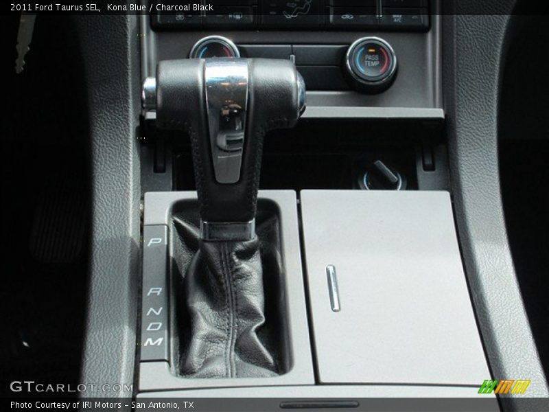Kona Blue / Charcoal Black 2011 Ford Taurus SEL