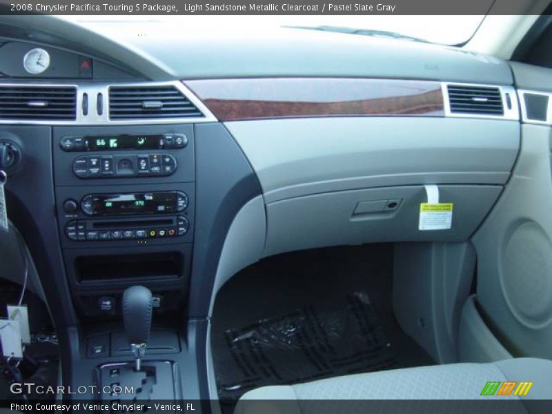 Light Sandstone Metallic Clearcoat / Pastel Slate Gray 2008 Chrysler Pacifica Touring S Package