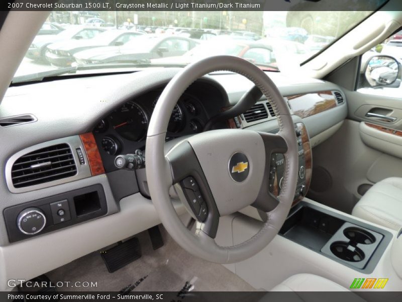 Graystone Metallic / Light Titanium/Dark Titanium 2007 Chevrolet Suburban 1500 LT