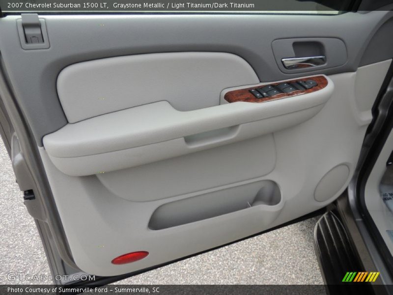 Graystone Metallic / Light Titanium/Dark Titanium 2007 Chevrolet Suburban 1500 LT