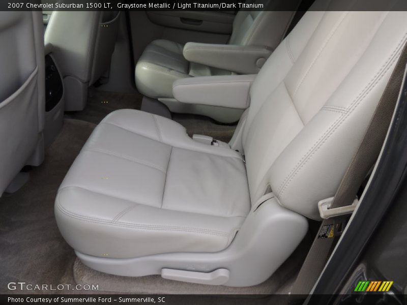 Graystone Metallic / Light Titanium/Dark Titanium 2007 Chevrolet Suburban 1500 LT