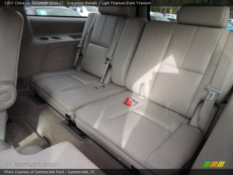 Graystone Metallic / Light Titanium/Dark Titanium 2007 Chevrolet Suburban 1500 LT