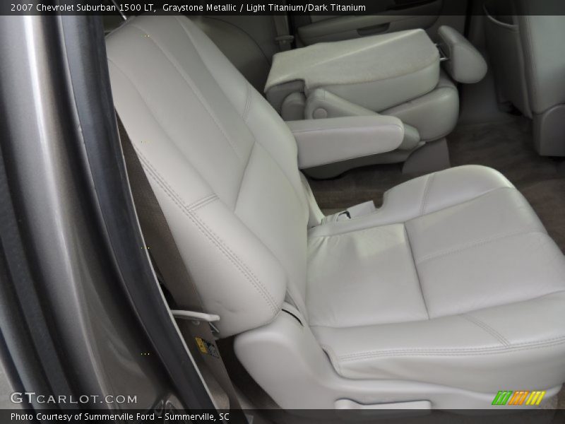 Graystone Metallic / Light Titanium/Dark Titanium 2007 Chevrolet Suburban 1500 LT