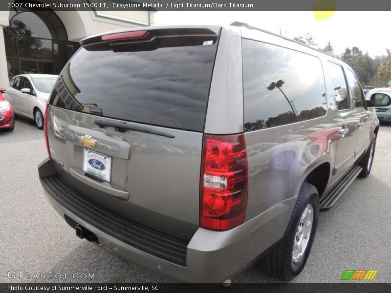 Graystone Metallic / Light Titanium/Dark Titanium 2007 Chevrolet Suburban 1500 LT