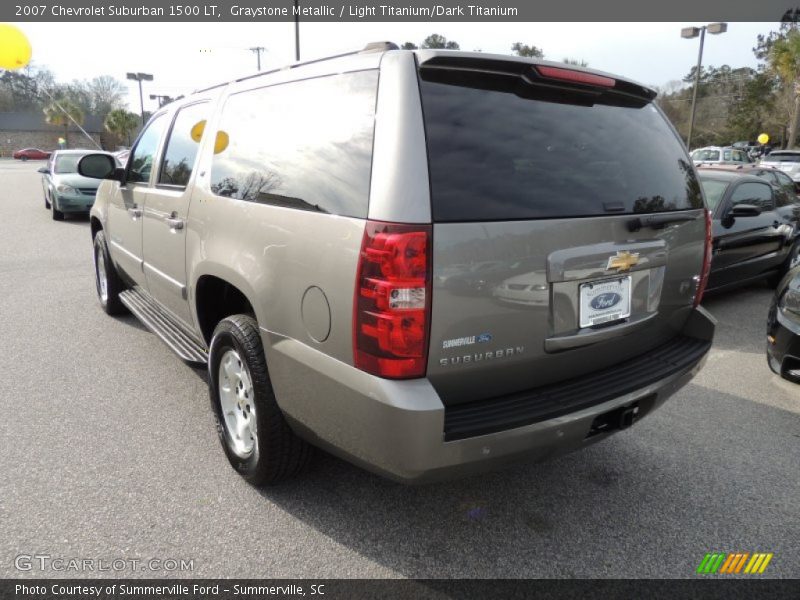 Graystone Metallic / Light Titanium/Dark Titanium 2007 Chevrolet Suburban 1500 LT