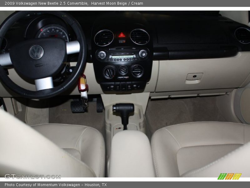 Harvest Moon Beige / Cream 2009 Volkswagen New Beetle 2.5 Convertible