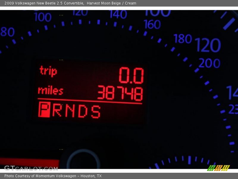 Harvest Moon Beige / Cream 2009 Volkswagen New Beetle 2.5 Convertible