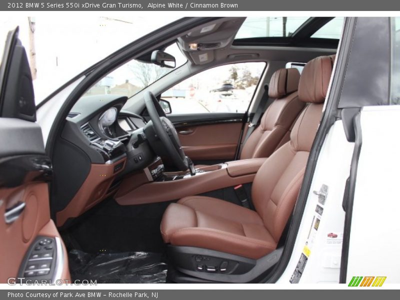 Front Seat of 2012 5 Series 550i xDrive Gran Turismo