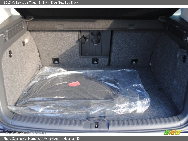 Night Blue Metallic / Black 2013 Volkswagen Tiguan S