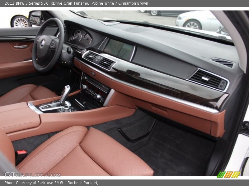 Dashboard of 2012 5 Series 550i xDrive Gran Turismo